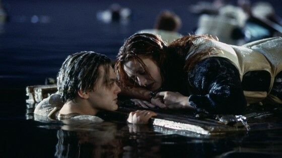 Titanic Jack And Rose Plank Scene 724ae