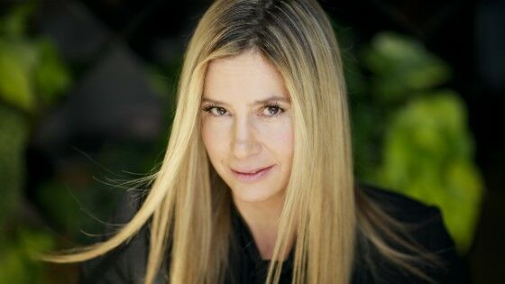 Mira Sorvino 1e60e