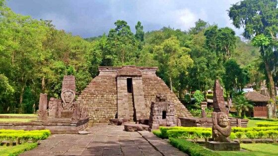 Candi Sukuh Mesoamerican Architecture 49dee