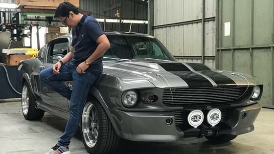 Mobil Fort Mustang Di Garasi Andre Taulany 45603