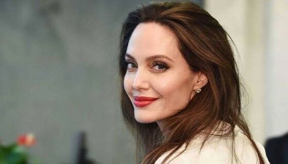 Angelina Jolie 18ab8