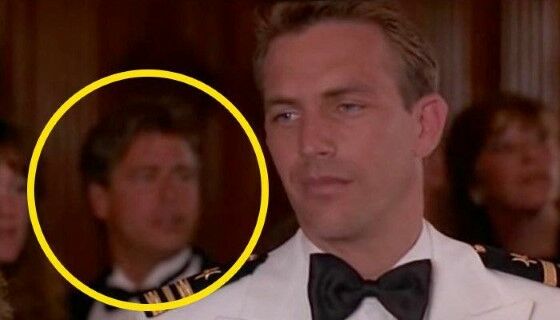 Brad Pitt Extras 381d1
