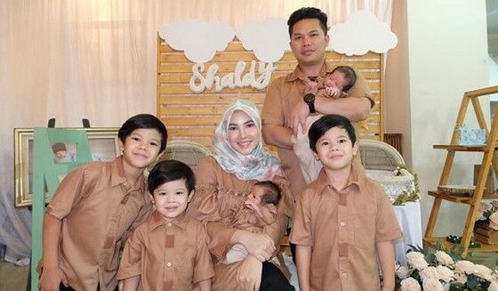 Ratna Galih 74554