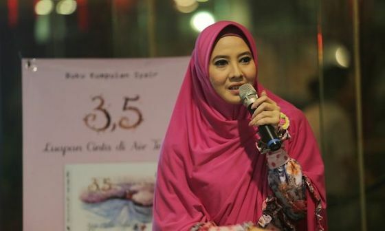 Peggy Melati Sukma Artis Indonesia Ganti Nama 0212f