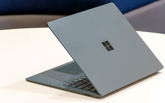 Microsoft Surface Gadget Terbaik 2017