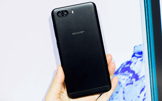 R1s Smartphone Android Terbaru Februari 2018