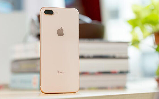 iPhone 8 Plus
