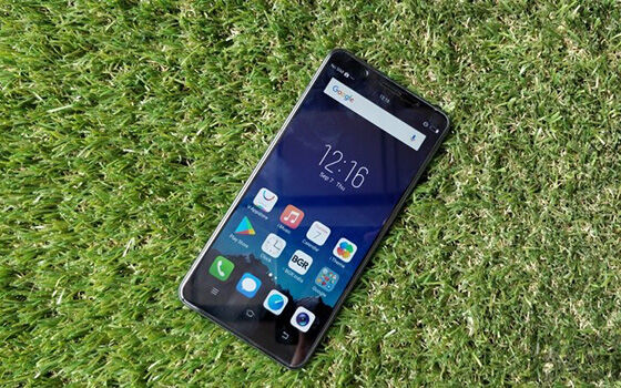 Vivo V7+
