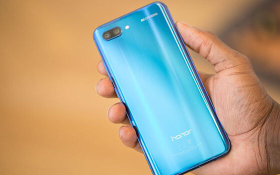 smartphone-android-gaming-terbaik-honor-10