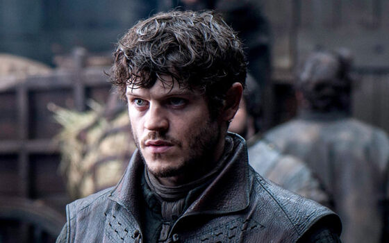 Aktor Antagonis Terbaik Iwan Rheon 2d3d1