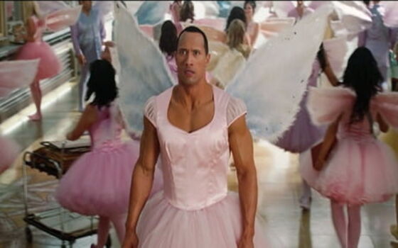Peran Paling Memalukan Yang Dibintangi Aktor Ternama Dwayne Johnson 4eb24
