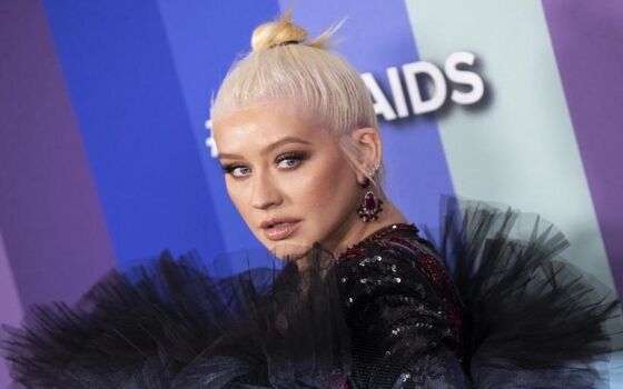 Aktor Ternama Yang Memiliki Kebiasaan Aneh Christina Aguilera F24b7