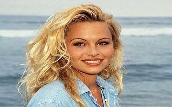 Aktor Ternama Yang Memiliki Kebiasaan Aneh Pamela Anderson Ad7ac