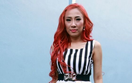 Artis Indonesia Yang Sok Update Status Inggris Tapi Gagal Dewi Sanca Ratu Fce3c