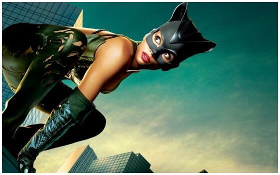 Kostum Superhero Yang Paling Kontroversial Catwoman 2764d