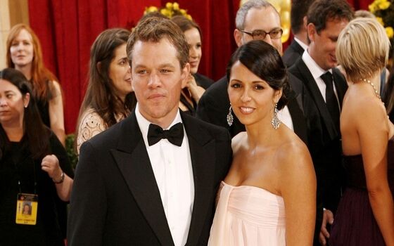 Aktor Yang Menikahi Fansnya Sendiri Matt Damon Dan Luciana Barroso Fbc10