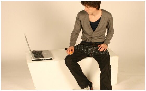Penemuan Aneh Tapi Jenius Beauty And The Geek Keyboard Jeans B4463