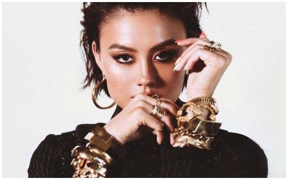Artis Indonesia Yang Memiliki Fans Yang Fanatik Agnez Mo 69f04