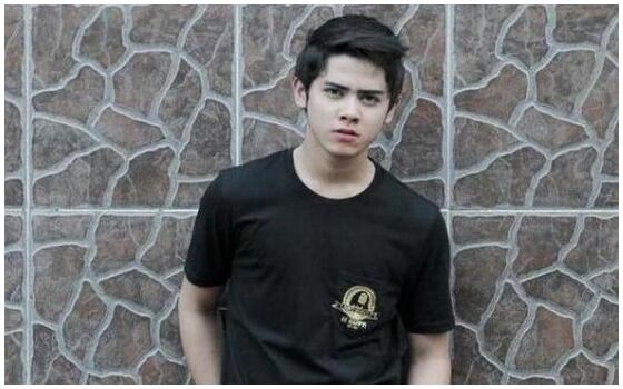 Artis Indonesia Yang Memiliki Fans Yang Fanatik Aliando 9a676