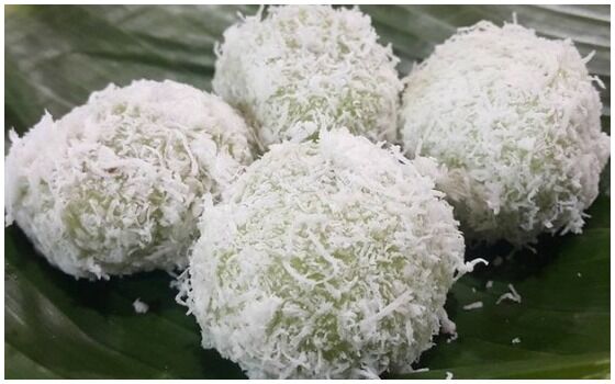 Makanan Indonesia Dengan Nama Jorok Kue Peler Bedebu A13f2
