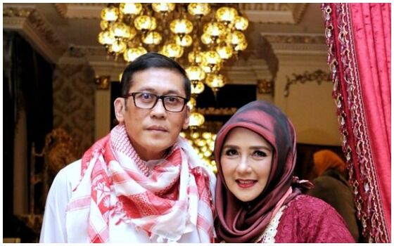 Artis Indonesia Yang Setia Dengan Pasangannya Pangky Suwito Dan Yati Octavia 0ea96