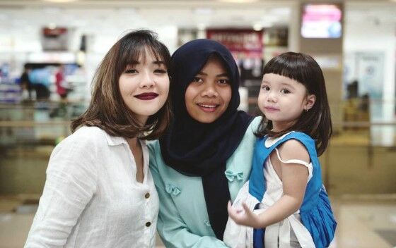 Asisten Artis Gaji Besar 14f0f