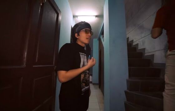 Tangga Di Kontrakan Tukul Arwana F5ef9