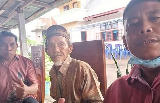 Kakek Muslim Hibahkan Tanah Untuk Gereja A5d8b