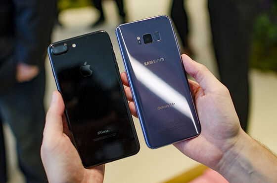 Samsung Galaxy S8 Vs Iphone 7 Plus 3