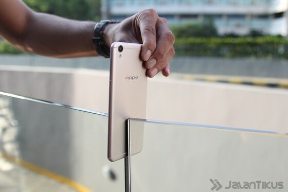 Smartphone Selfie Terbaik 2016 17