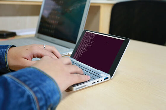 Laptop Terkecil Di Dunia