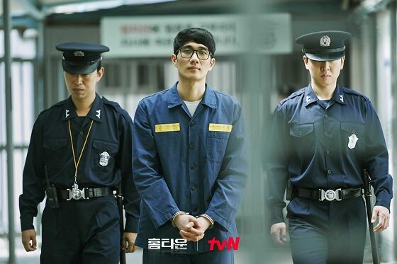 Download Drama Thriller Hometown B3288