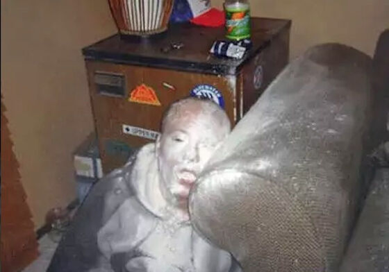 Tebak Ini Pakai Bedak Bayi Tepung Atau Narkoba