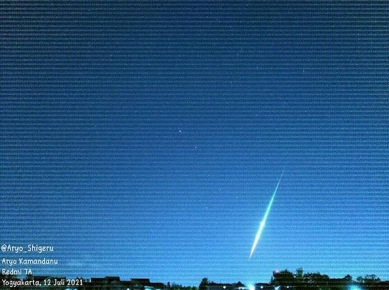 Meteor Jatuh Yogyakarta 1d3b7