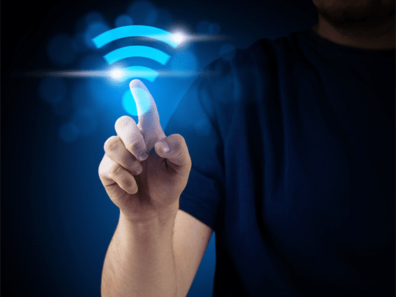 Mengunjungi Situs Penyedia Wifi Gratis
