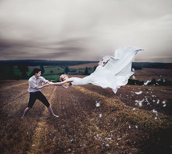 Foto Levitasi Yang Bagus Ya Tapi Begini Aslinya 2