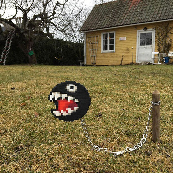 Aksi Vandalisme Pixel Art 06