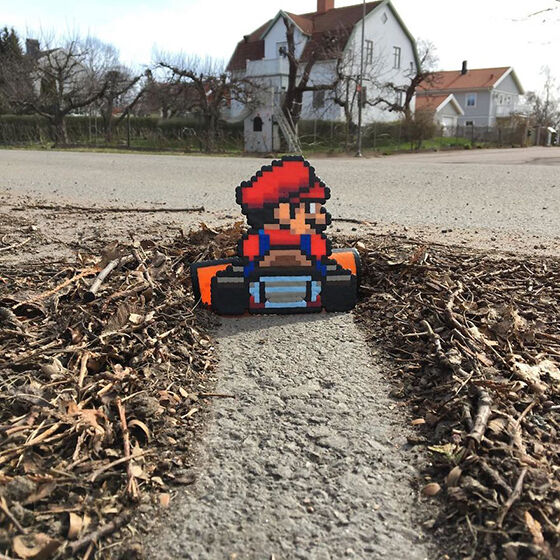 Aksi Vandalisme Pixel Art 10