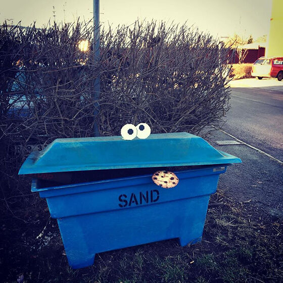 Aksi Vandalisme Pixel Art 17