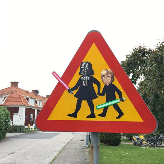 Aksi Vandalisme Pixel Art 19
