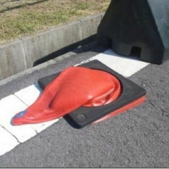 Cone Lalu Lintas Meleleh F5c22 87534