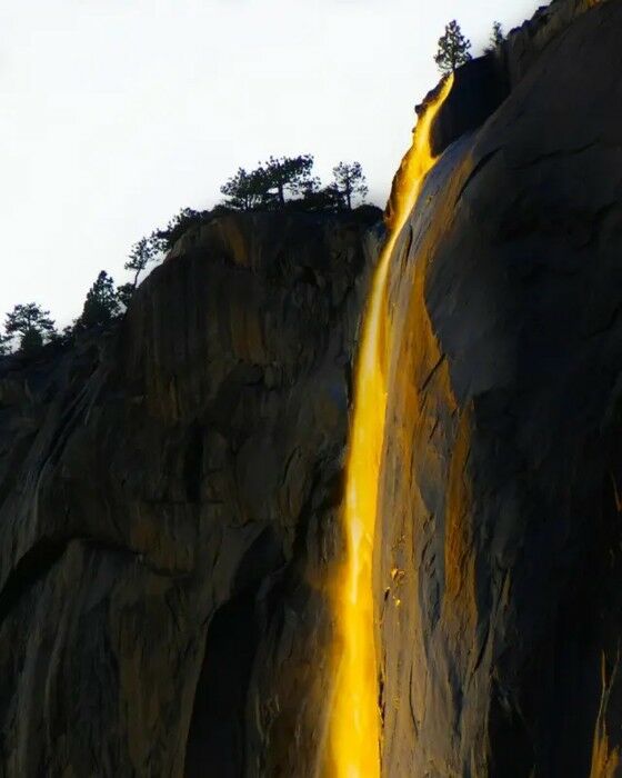Air Terjun Bercahaya 52d16