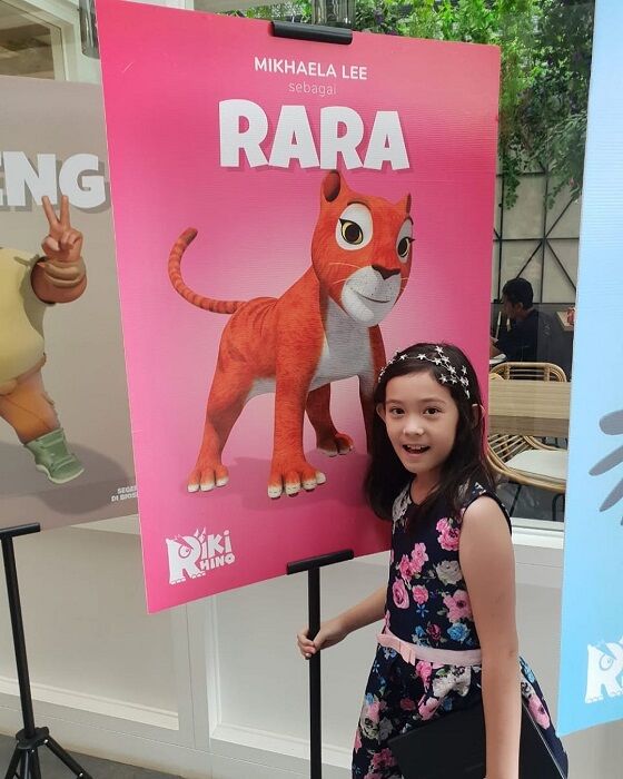 Mikhaela Lee Pengisi Suara Riki Rhino 0982a
