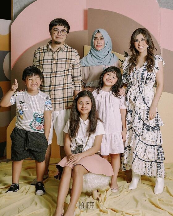 Amy Qanita Dan 3 Cucunya 7a6da