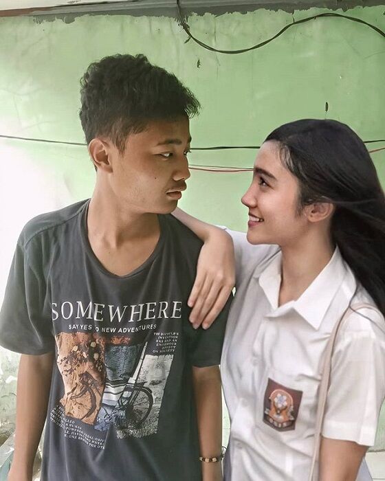 8 Foto Editan Artis Tingkat Dewa C7e32