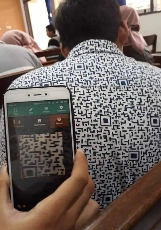 Kemeja QR Code 72ae1