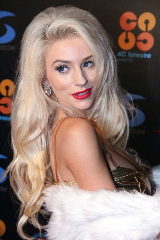 Courtnet Artis Yang Menjiplak Artis Hollywood Dbcfe