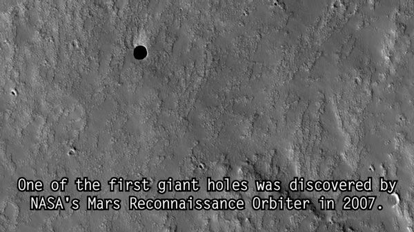5 Foto Misterius Mars Ditemukan Dalam Penjelajan Curiosity 4