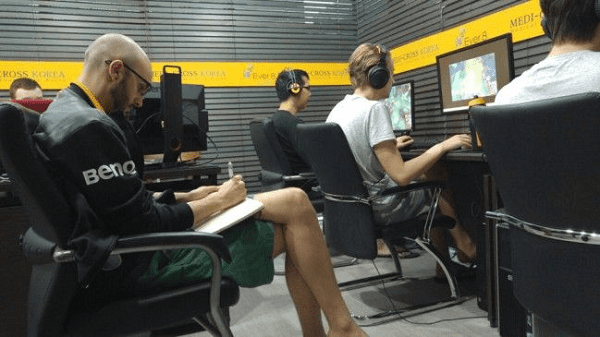 Manager Esport 6770b