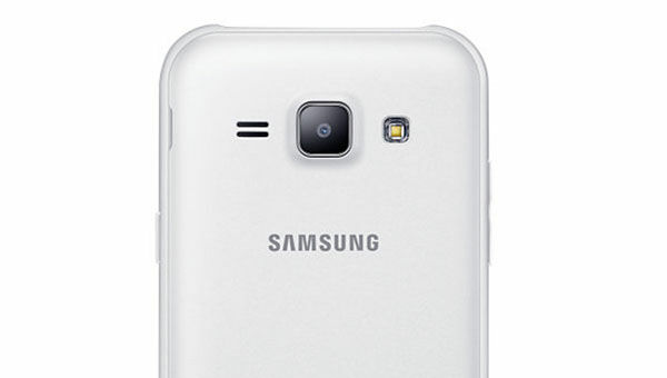 Galaxy J1 02